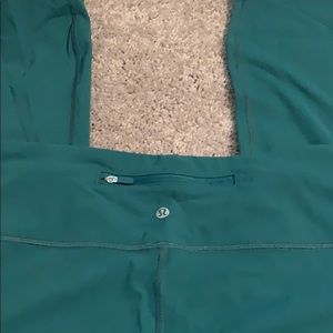 Teal lululemon leggings
